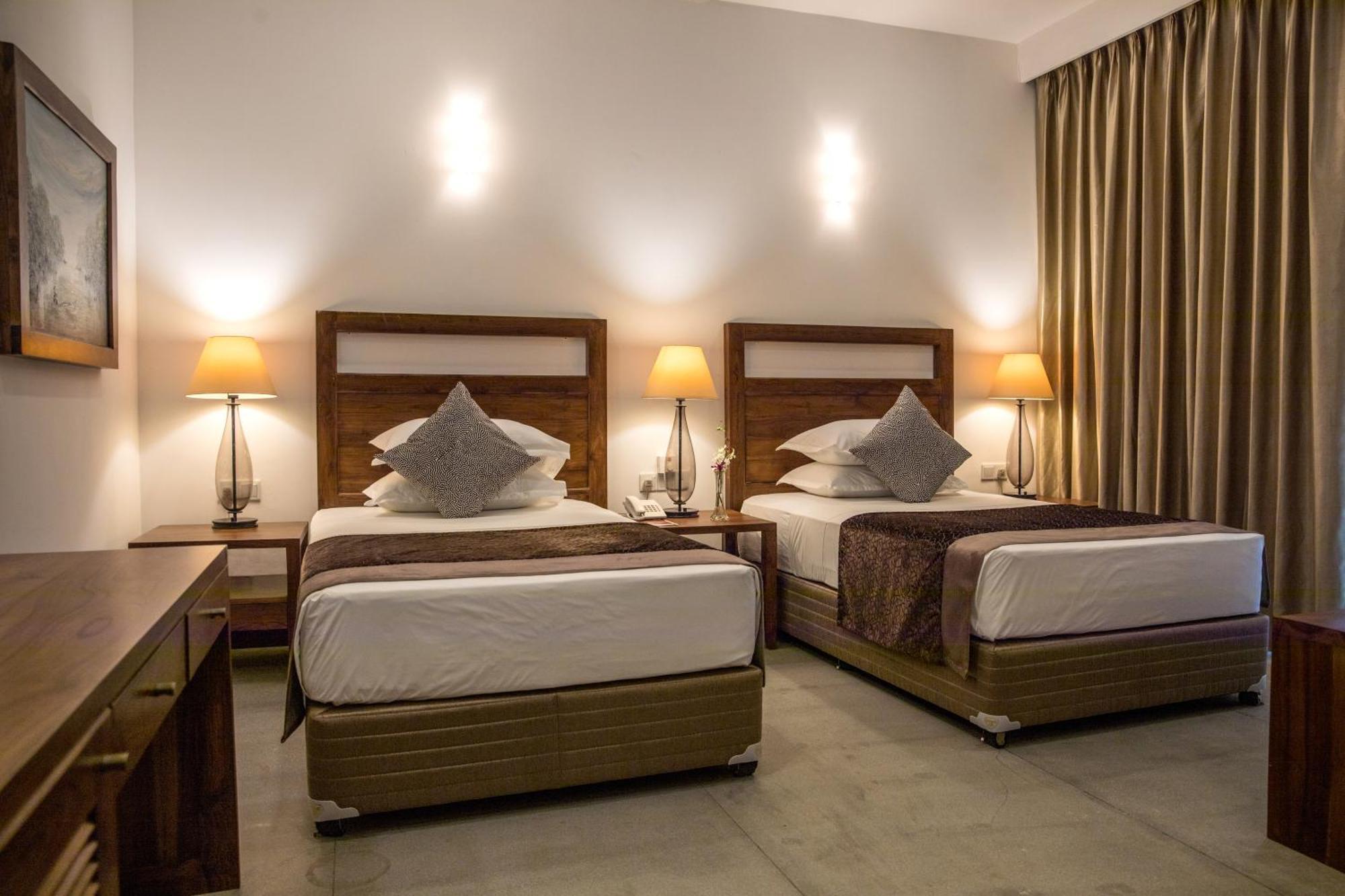 Hotel Earls Rajarata à Anurâdhapura Chambre photo