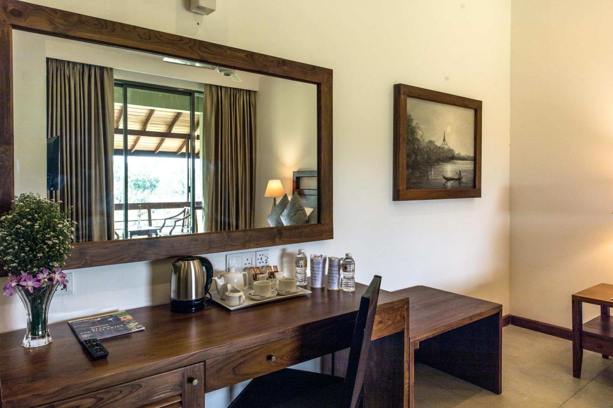 Hotel Earls Rajarata à Anurâdhapura Chambre photo